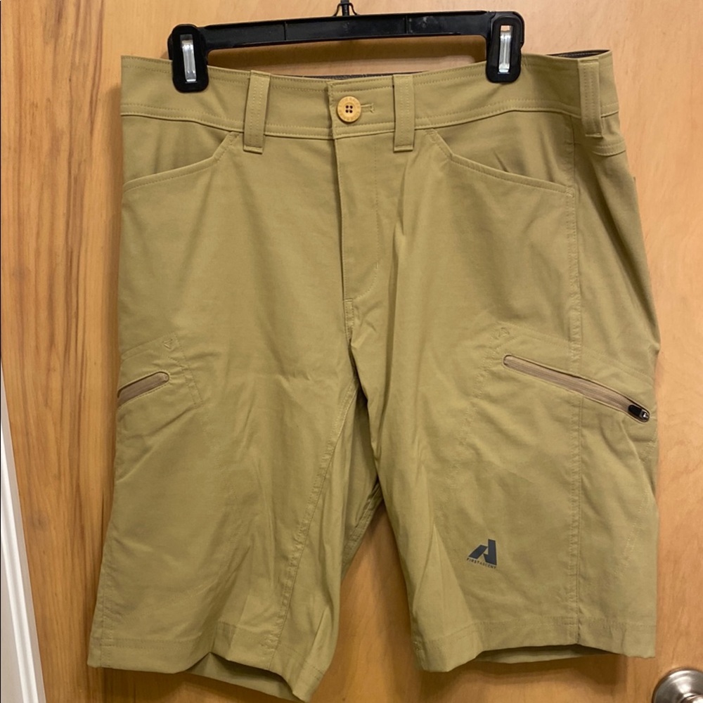Men's Tan Hiking Shorts